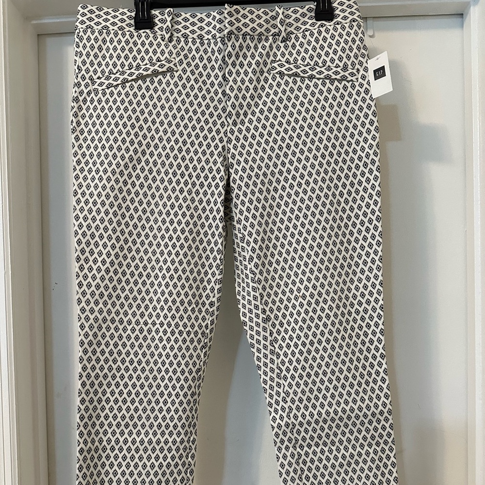 GAP Size 12R Black&White Diamond Pattern Cropped/Skinny Ankle Pants
